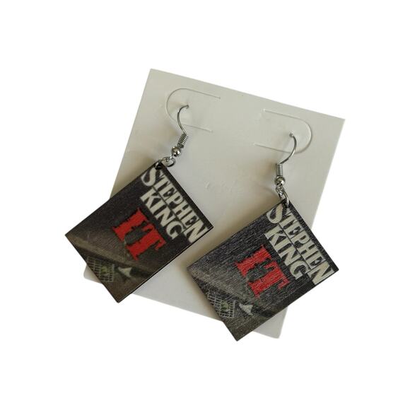 Stephen King “IT” Nostalgic Horror Movie Wooden Graphic Drop Earrings - Picture 1 of 3